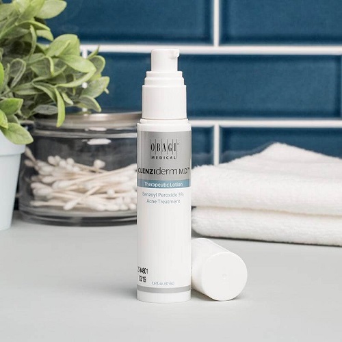 Lotion chấm mụn chứa 5% Benzoyl Peroxide Obagi CLENZIderm MD Therapeutic