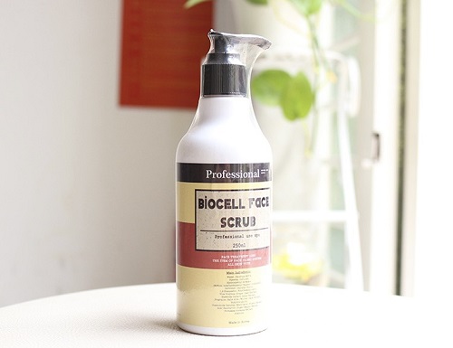 Tẩy tế bào chết Biocell Face Scrub ISOV (1)