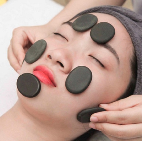 Đá nóng massage - massage mặt
