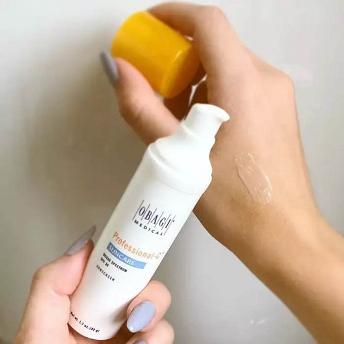 Kem chong nang chua vitamin C Obagi Professional-C Suncare Broad Spectrum SPF 30 Sunscreen