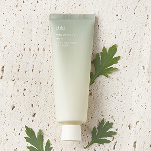 Kem duong mem da tay Hanyul Hand Cream Natural