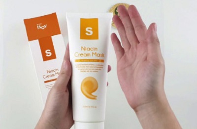 mat na trang da niacin cream mask